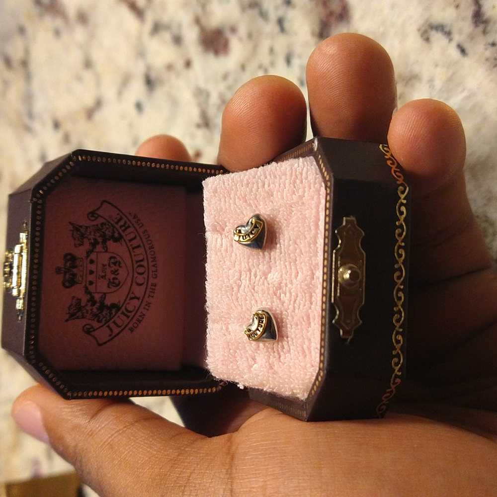 Juicy couture ear rings